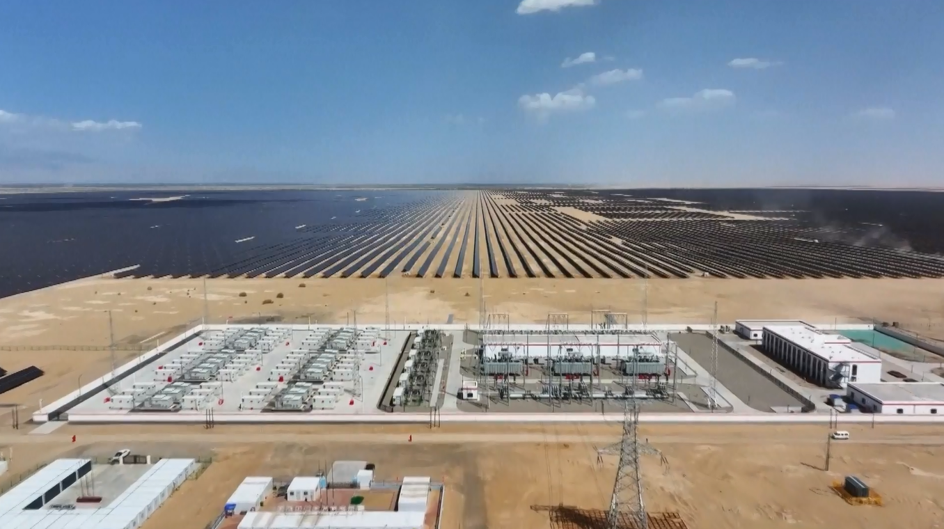 Ladang Minyak Tarim di Xinjiang Hasilkan Lebih dari 1,1 Miliar kWh Listrik Ramah Lingkungan Tahun Ini