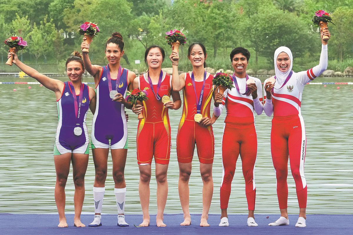 Menurut penyelenggara