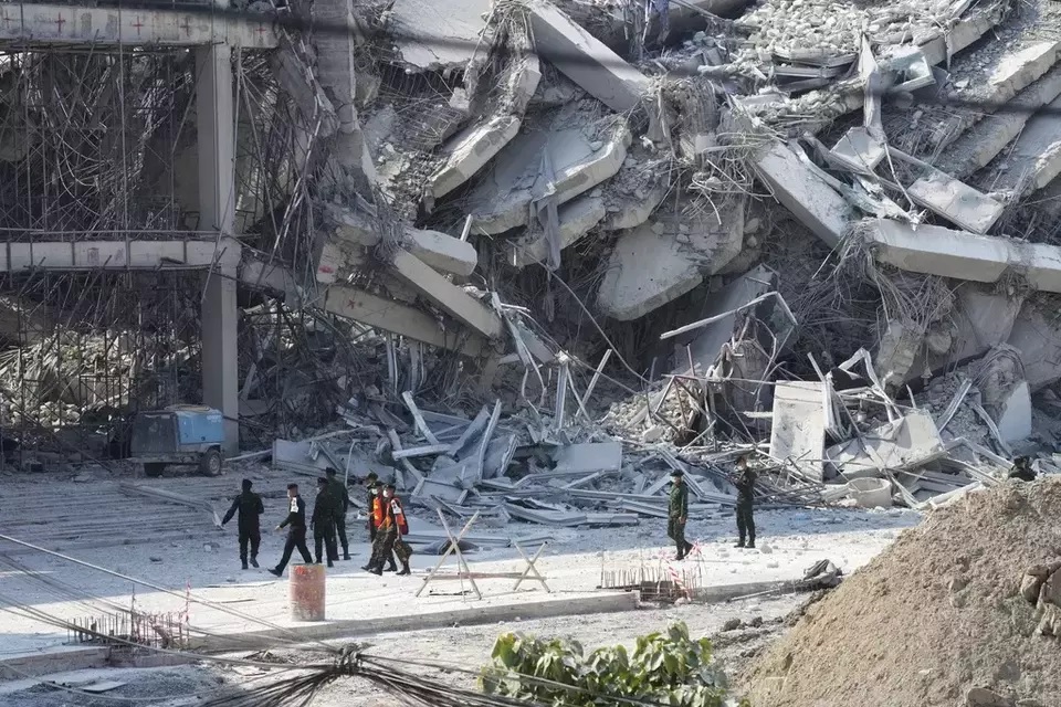 Berdasarkan laporan Survei Geologi Amerika Serikat (USGS) dan pusat geosains GFZ Jerman