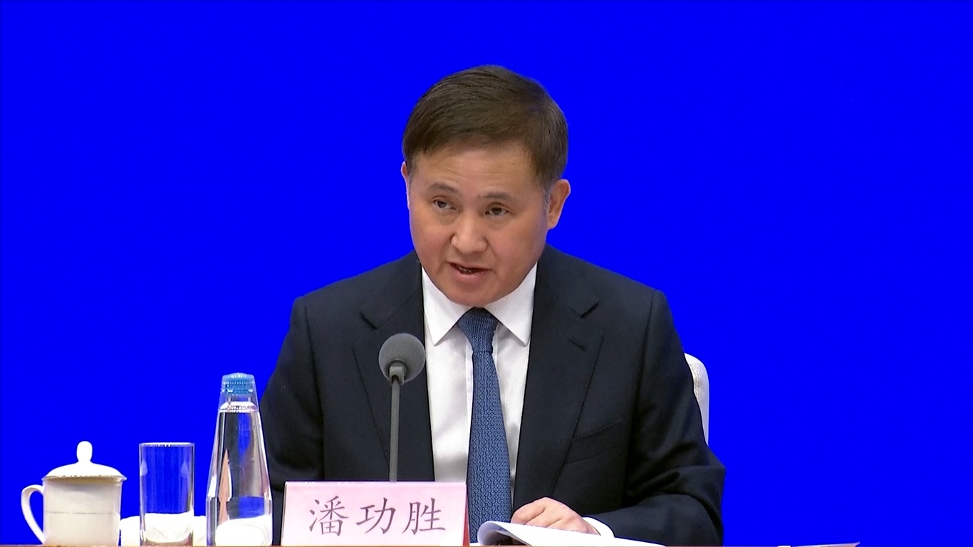 Mereka juga memperkenalkan paket kebijakan keuangan yang diluncurkan untuk menstabilkan pasar modal dan ekspektasi