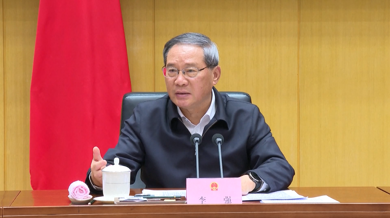 Perdana Menteri Tiongkok Mendesak Kemajuan Nyata dalam Kinerja Pemerintah pada Tahun 2026