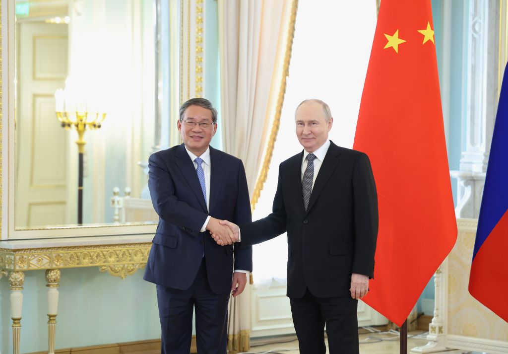 PM Li Qiang: Tiongkok dan Rusia Berperan Sebagai Kekuatan Berharga untuk Stabilitas di Dunia yang Bergejolak