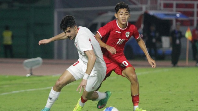Pelatih Timnas Indonesia U-20 Indra Sjafri mengakui timnya kesulitan membongkar pertahanan Yordania saat kalah 0-1 meski unggul jumlah pemain pada laga Mandiri U-20 Challenge Series 2025 di Stadion Gelora Delta Sidoarjo