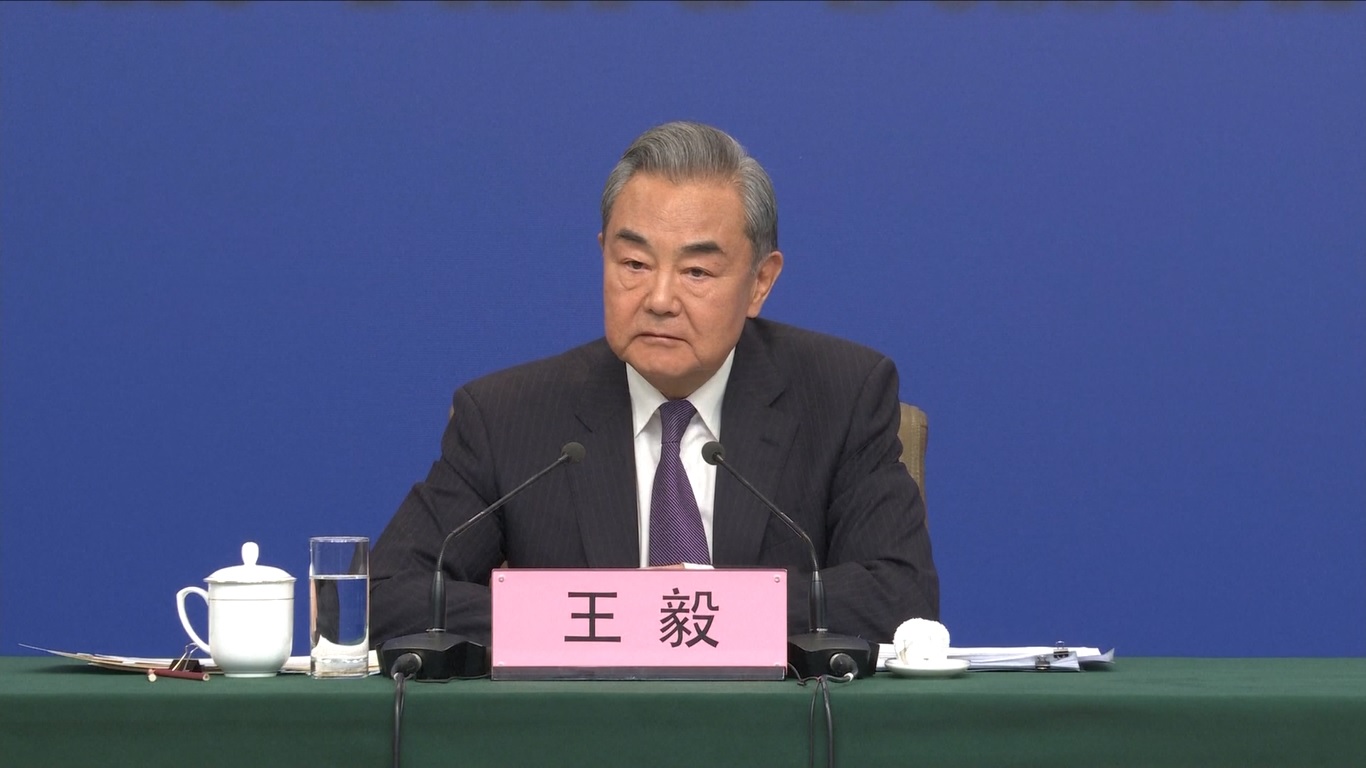 Mengenai peran Tiongkok dalam mendorong perdamaian dan stabilitas di Timur Tengah