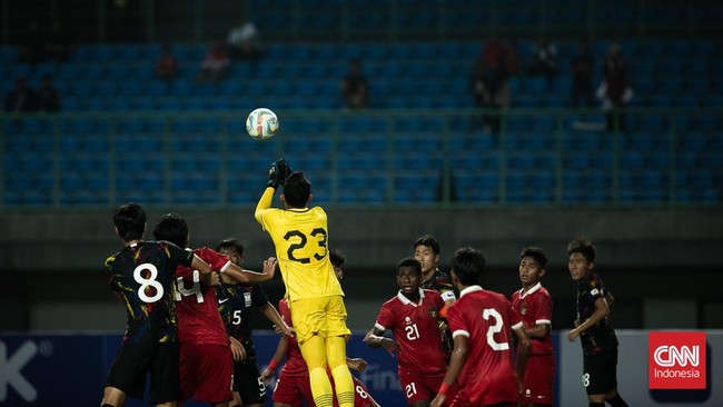 Timnas Korea Selatan U-17 menguasai bola lebih banyak dan berulang kali menyerang
