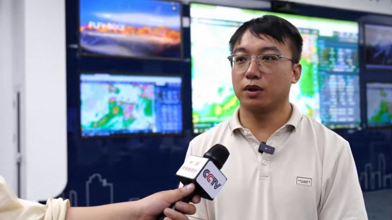 Hujan Deras Redakan Panasnya Musim Panas di Henan dan Chonging