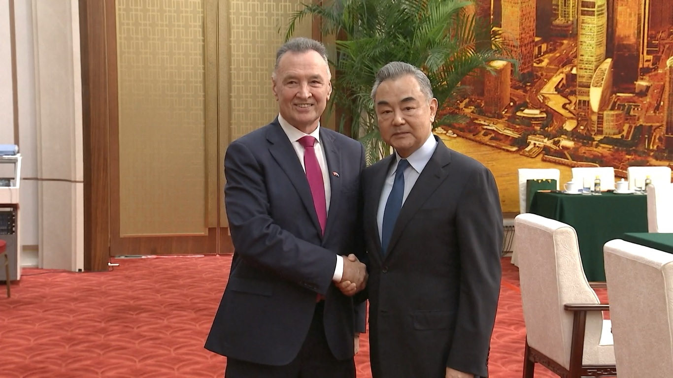 Wang mengatakan Tiongkok akan bekerja sama dengan Australia untuk mempromosikan pengembangan hubungan Tiongkok-Australia yang sehat