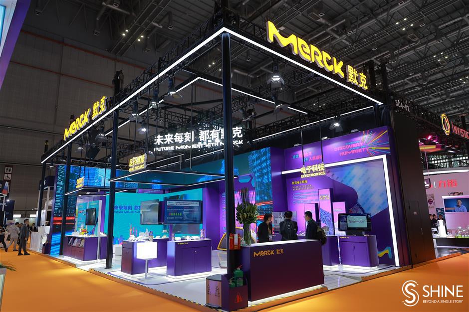 Perusahaan Jerman termasuk Merck dan ZEISS menyatakan keyakinan yang kuat dan harapan yang tinggi terhadap pasar Tiongkok di Pameran Impor Internasional Tiongkok