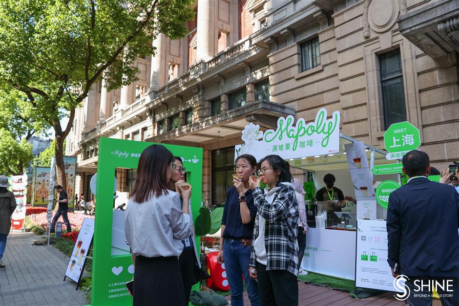 Karnaval empat hari ini menawarkan gaya hidup trendi yang memadukan sejarah dan cita rasa minuman