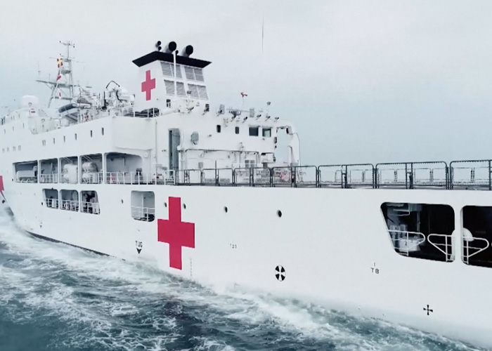 Kapal rumah sakit Angkatan Laut Tentara Pembebasan Rakyat Tiongkok (PLA) baru-baru ini menyelesaikan misi medis pertamanya di 13 pulau dan terumbu karang Xisha dan Nansha di Laut Tiongkok Selatan