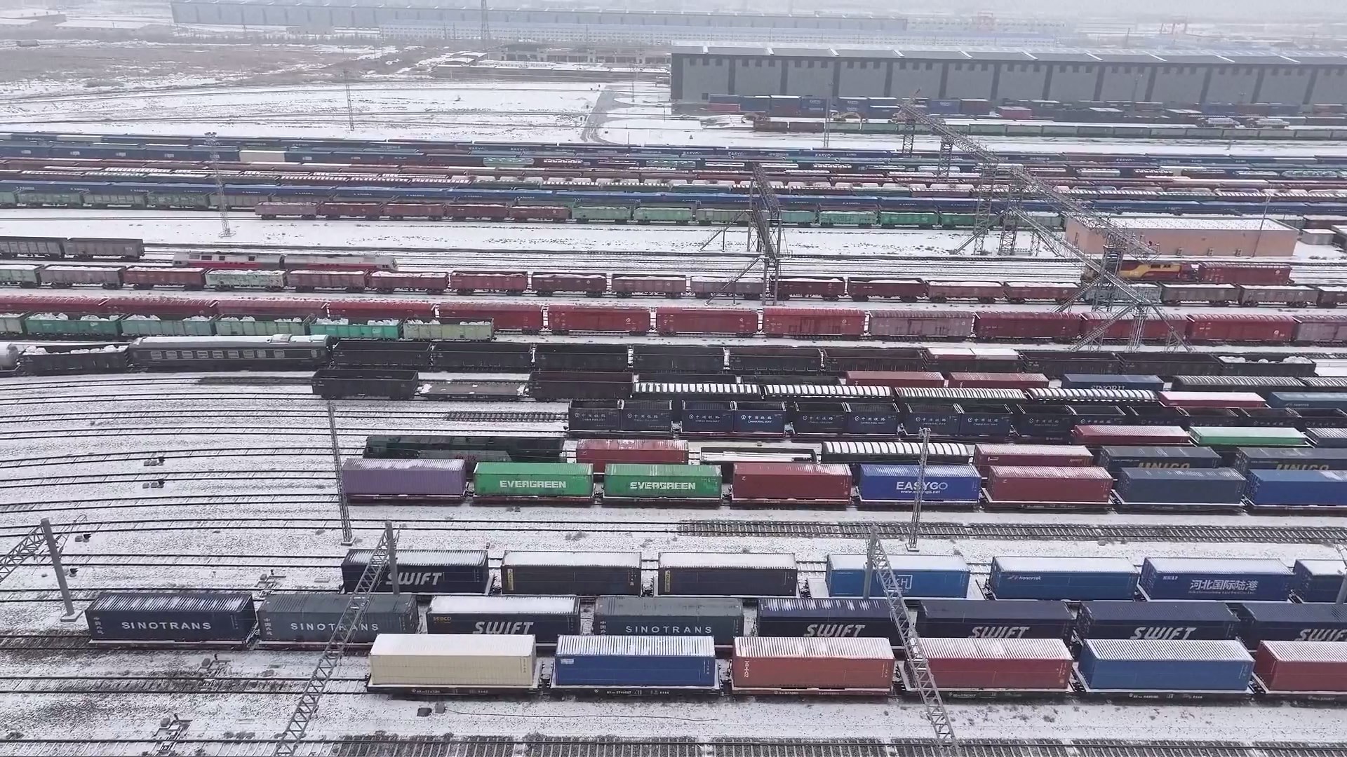 Pusat Perkeretaapian Utama Tiongkok di Xinjiang Menangani Kereta ke-1.000 pada Tahun 2026