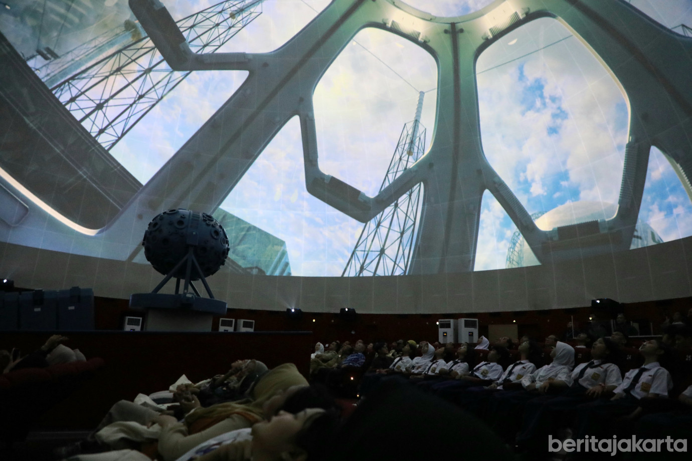 Manfaatkan Kecerdasan Buatan, Planetarium Taman Ismail Marzuki Kembali Dibuka, Gratis Tiket Masuk Selama 3 Bulan Khusus Pelajar