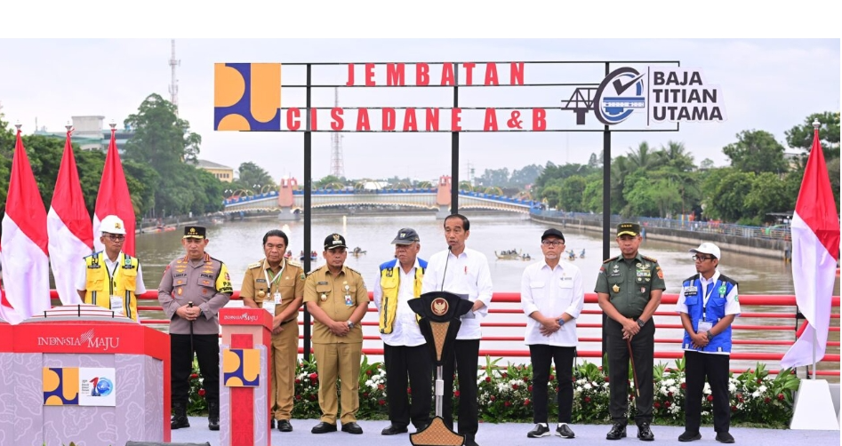 Ketiga jembatan tersebut adalah Jembatan Cisadane A dan B Kota Tangerang