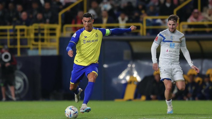 The Global Club kini kembali ke puncak klasemen Liga Arab Saudi setelah Cristiano Ronaldo mencetak dua assist kemenangan Al Nassr atas Al Taawon Al Nassr menjamu Al Taawon di Mrsool Park pada pekan ke-17 Liga Arab Saudi