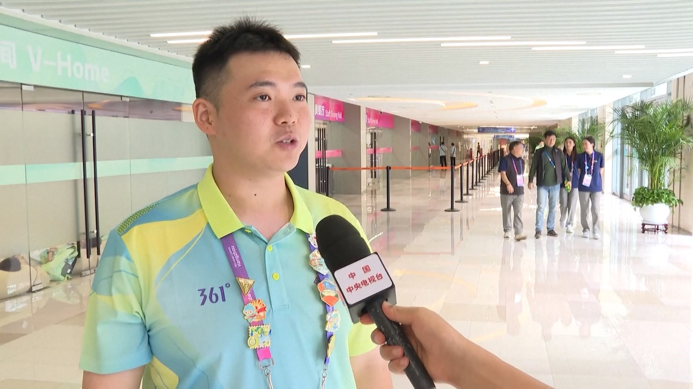 Lebih dari 10000 atlet dan ofisial dari berbagai negara Asia telah menerima layanan yang ramah dan efisien dari para relawan sejak pembukaan Asian Games Village