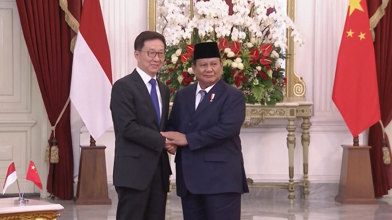 Ia mengatakan kunjungan Presiden Prabowo ke Tiongkok tepat setelah kemenangan pemilihannya menunjukkan kasih sayang dan persahabatannya yang mendalam terhadap Tiongkok