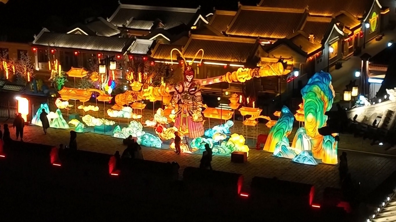 Pertunjukan spektakuler tersebut menampilkan sembilan tema berbeda