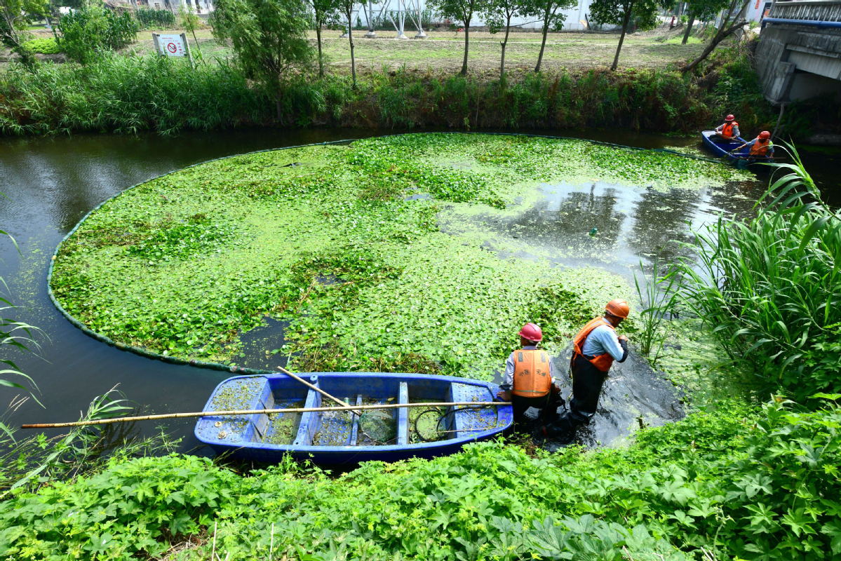 Tujuannya adalah untuk meningkatkan proporsi air permukaan dengan kualitas yang cukup baik menjadi 85 persen pada tahun 2025