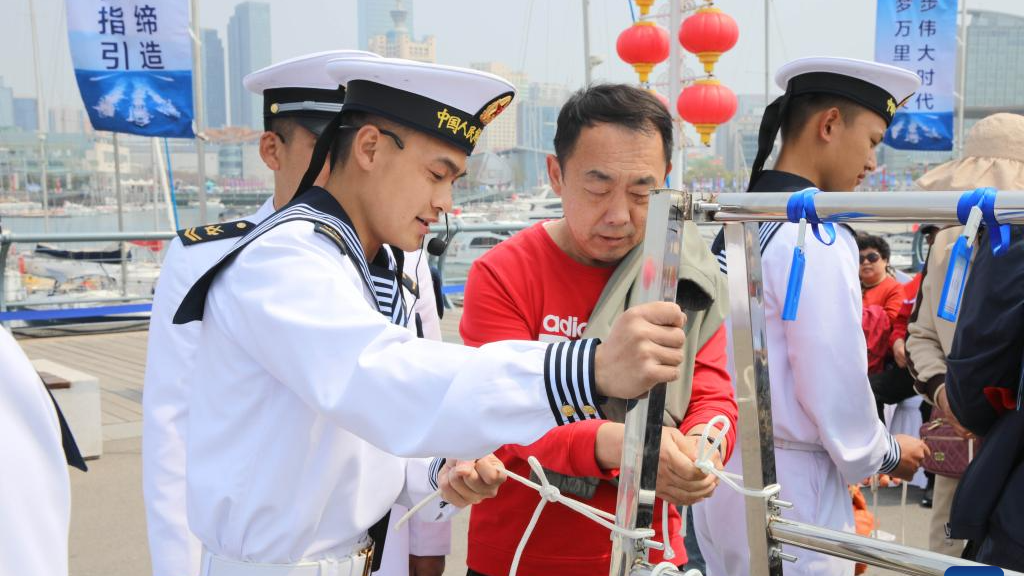 Untuk menjadi angkatan laut kelas dunia