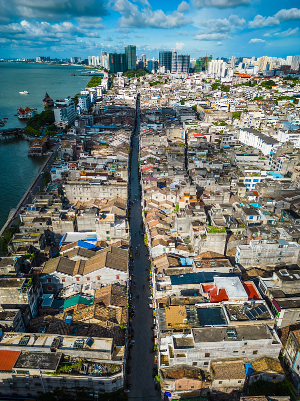 Beihai Old Street adalah tempat yang menyimpan sejarah yang kaya dan merupakan rumah bagi koleksi budaya yang berbeda
