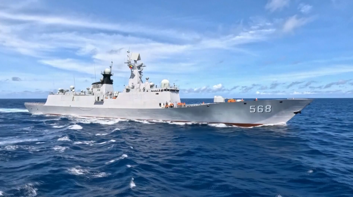 Angkatan Laut Tiongkok Gelar Latihan Tembak Langsung di Laut Tiongkok Selatan untuk Tingkatkan Kemampuan Tempur