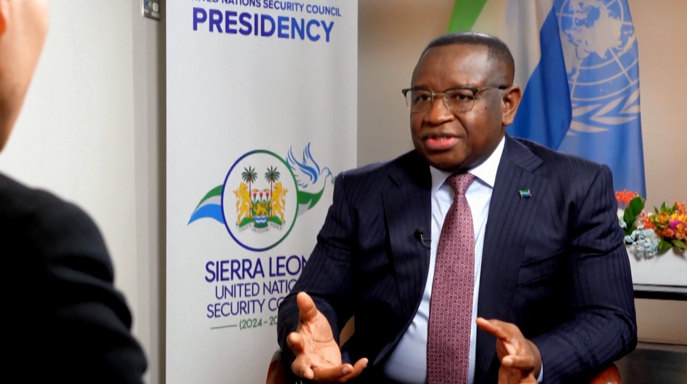 Presiden Sierra Leone Memuji Pelabuhan Perikanan Industri Pertama yang Dibangun Tiongkok sebagai Sebuah Berkah