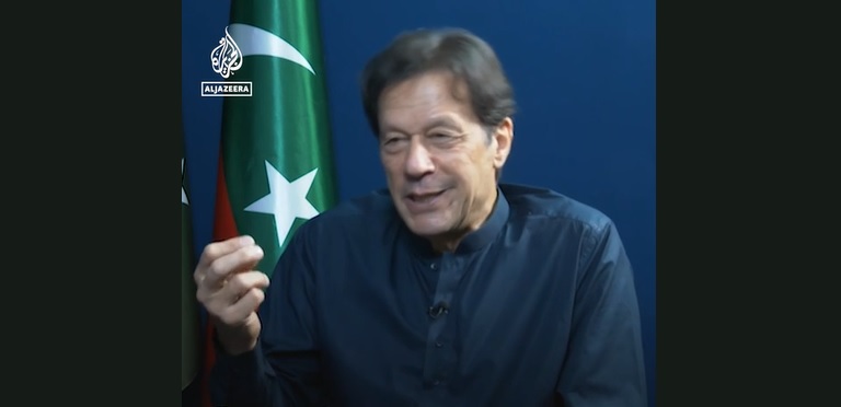 Imran Khan tidak hadir di pengadilan untuk persidangan