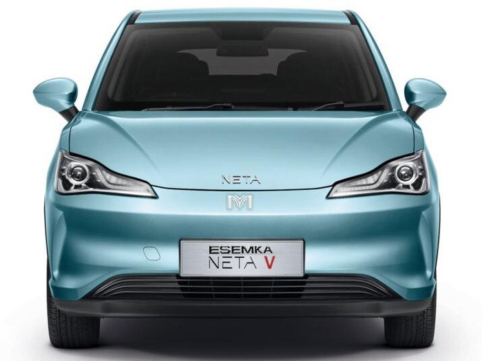 Esemka mengenalkan logo baru pada ajang Indoensia International Motor Show (IIMS) 2023