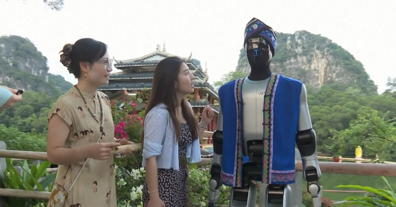 Peritel dan Restoran Raup Keuntungan Musim Liburan Seiring Lonjakan Penjualan Robot dan Program Tukar-Tambah yang Dorong Peningkatan Belanja