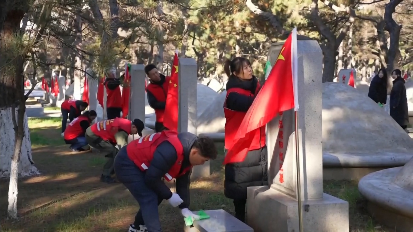 Jenazah 43 tentara yang gugur dipulangkan ke Tiongkok dari Korea Selatan atau Republic of Korea (ROK) pada hari Kamis (28/11)