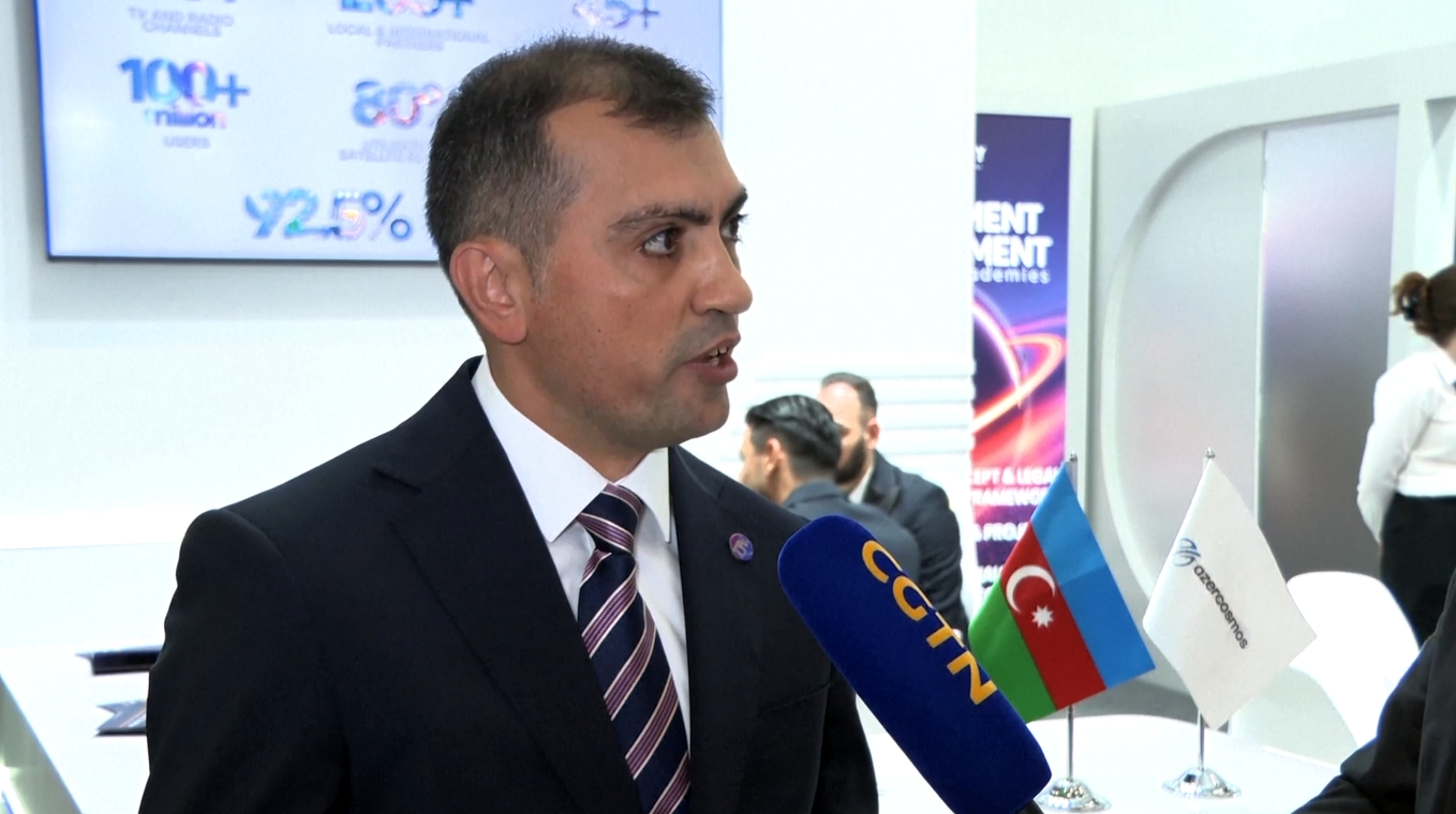 Badan Antariksa Azerbaijan Incar Kerja Sama Lebih Erat dengan Tiongkok