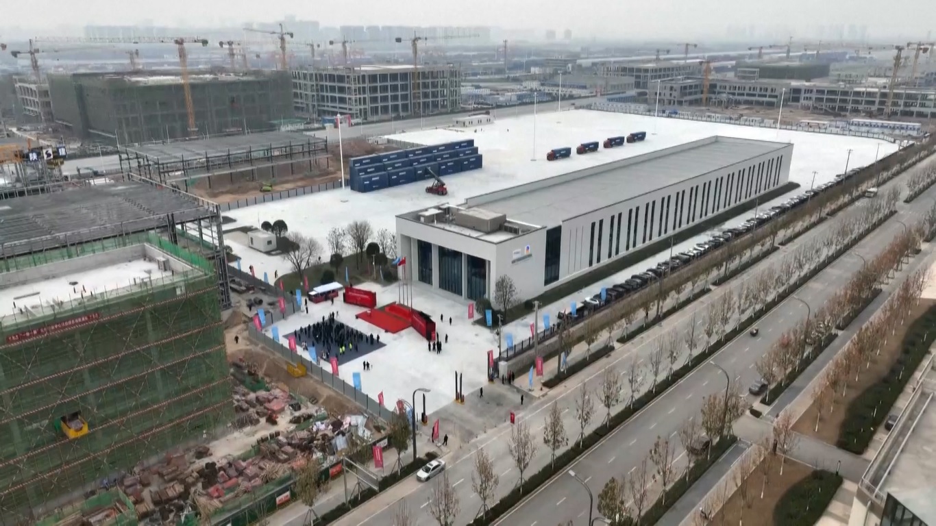 Dengan layanan Kereta Api Ekspres Tiongkok-Eropa