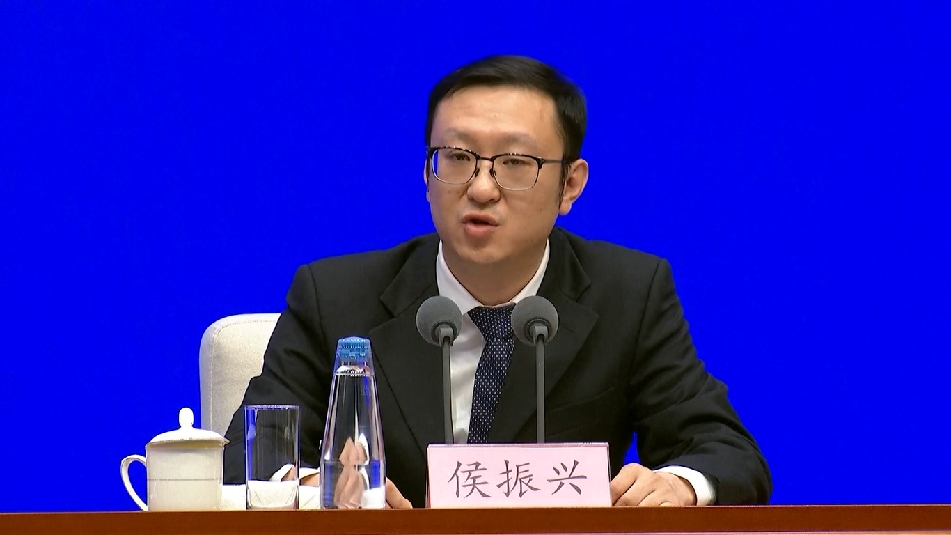 Tiongkok telah mengambil langkah-langkah luar biasa dan melakukan upaya besar untuk mempercepat pembangunan transportasi pedesaan di daerah miskin