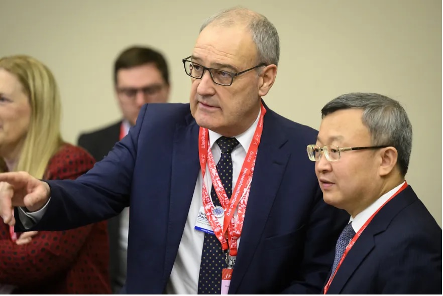 Hal itu menunjukkan bahwa kedua negara selalu sepakat untuk membangun lingkungan yang terbuka dan terstandarisasi