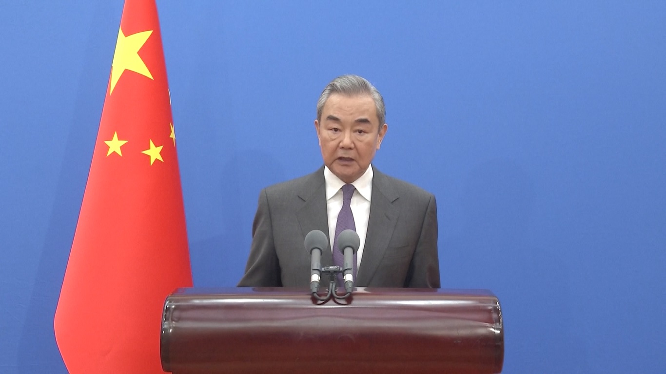 Wang Yi mencatat bahwa Tiongkok dan Jepang memiliki sejarah pertukaran lebih dari 2