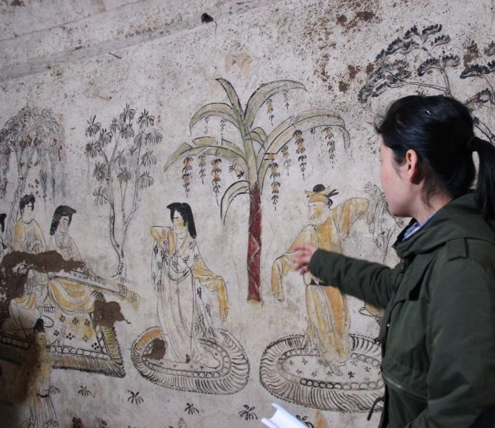 Tiga makam kuno yang diyakini berasal dari Dinasti Tang (618-907 Masehi) telah ditemukan di Xi'an ibu kota Provinsi Shaanxi Tiongkok Barat Laut