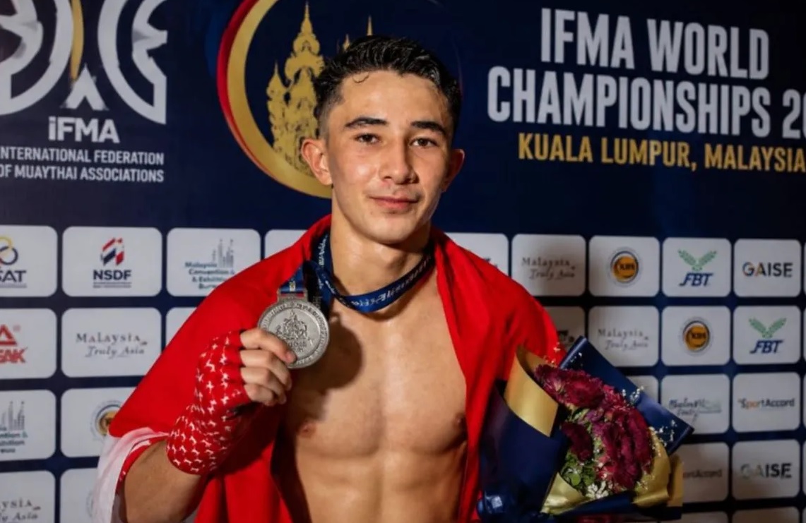 Elijah William Hinzman Ukir Sejarah di Kejuaraan Dunia Muaytai 2026
