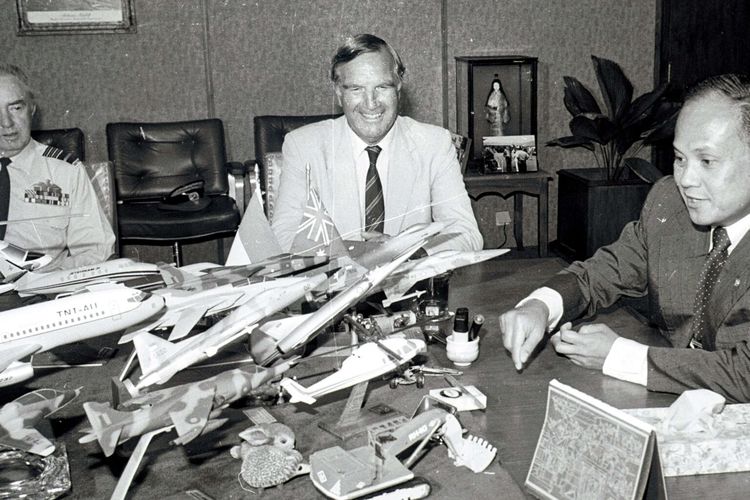 BJ Habibie mewariskan beberapa hal yang berkaitan dengan ilmu pengetahuan dan teknologi