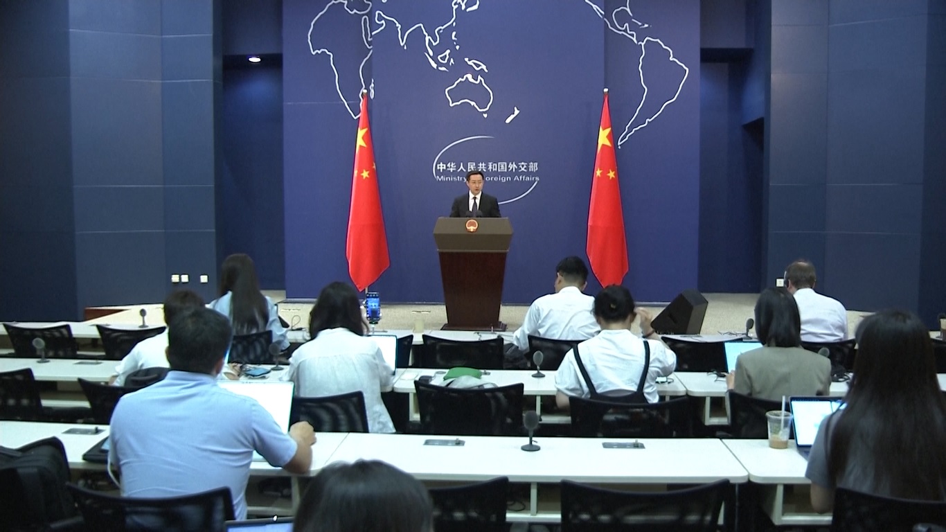 Forum Tiongkok-CELAC (Komunitas Negara-negara Amerika Latin dan Karibia) membuka pertemuan menteri ke-4 pada hari sebelumnya di Beijing