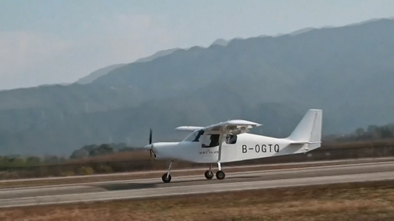 Dengan kemampuan terbang di ketinggian 3