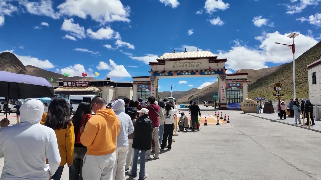 Menurut Grup Kereta Api Tiongkok Qinghai-Tibet