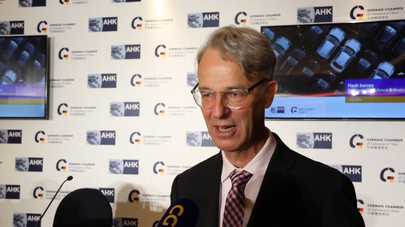 Komisi Eropa pada 12 Juni 2024 mengungkapkan daftar bea proteksionis yang akan dikenakan pada impor baterai EV dari Tiongkok