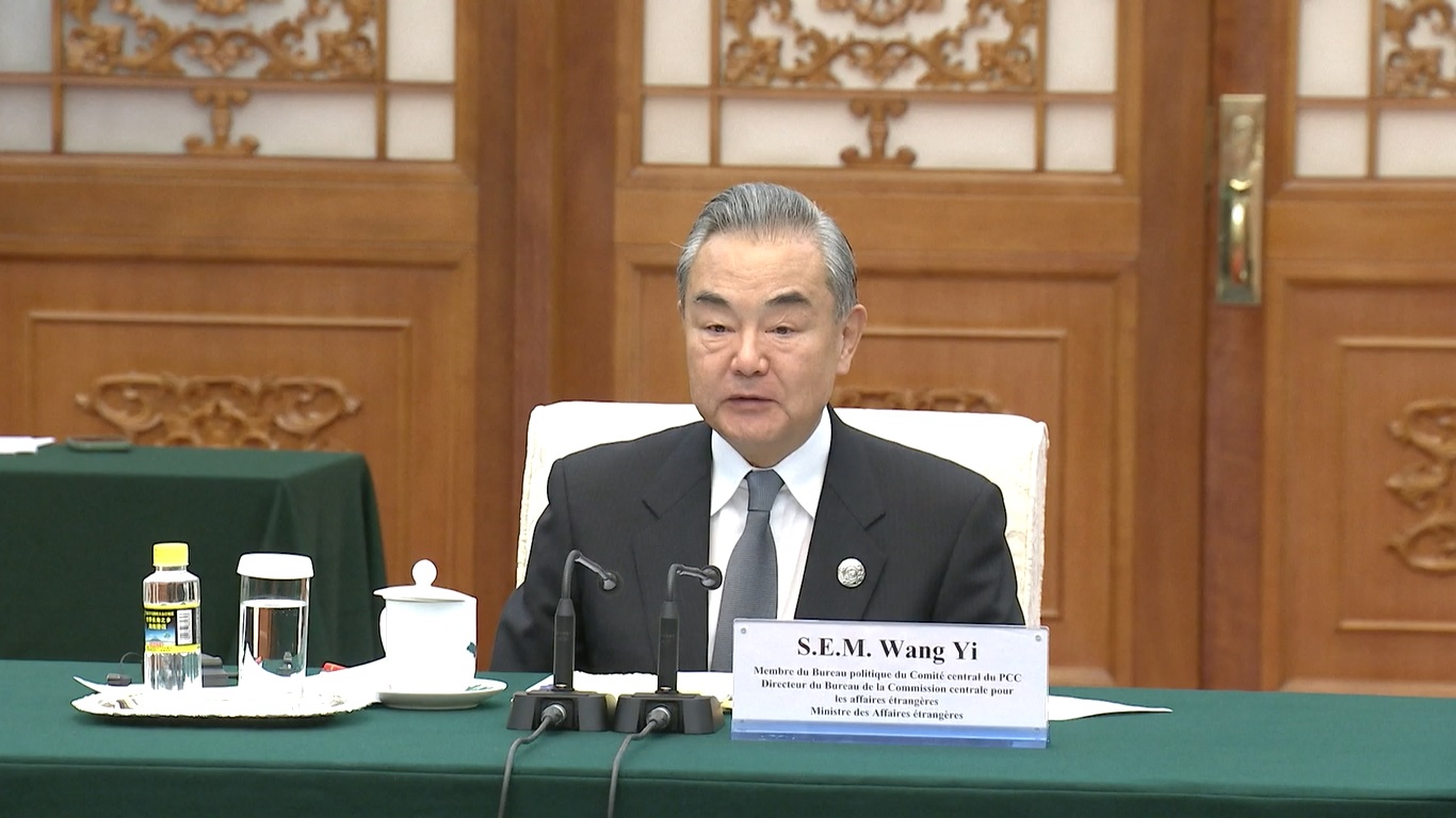 Wang mengatakan Tiongkok akan terus menjunjung tinggi semangat Jalur Sutra dan bekerja sama dengan Yunani untuk memperkuat kerja sama dan mempromosikan konektivitas Eropa