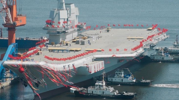 Fujian merupakan kapal induk dengan jenis Type 003 yang mampu membawa sekitar 84 pesawat di atasnya