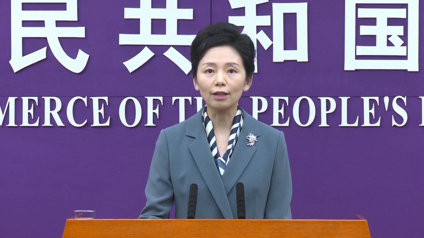 He mengatakan pada konferensi pers rutin di Beijing bahwa musim belanja daring