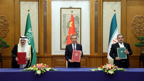 Wang Yi mengucapkan selamat kepada Arab Saudi dan Iran yang telah mengayunkan langkah historis dan mencapai hasil penting demi perbaikan hubungan kedua negara