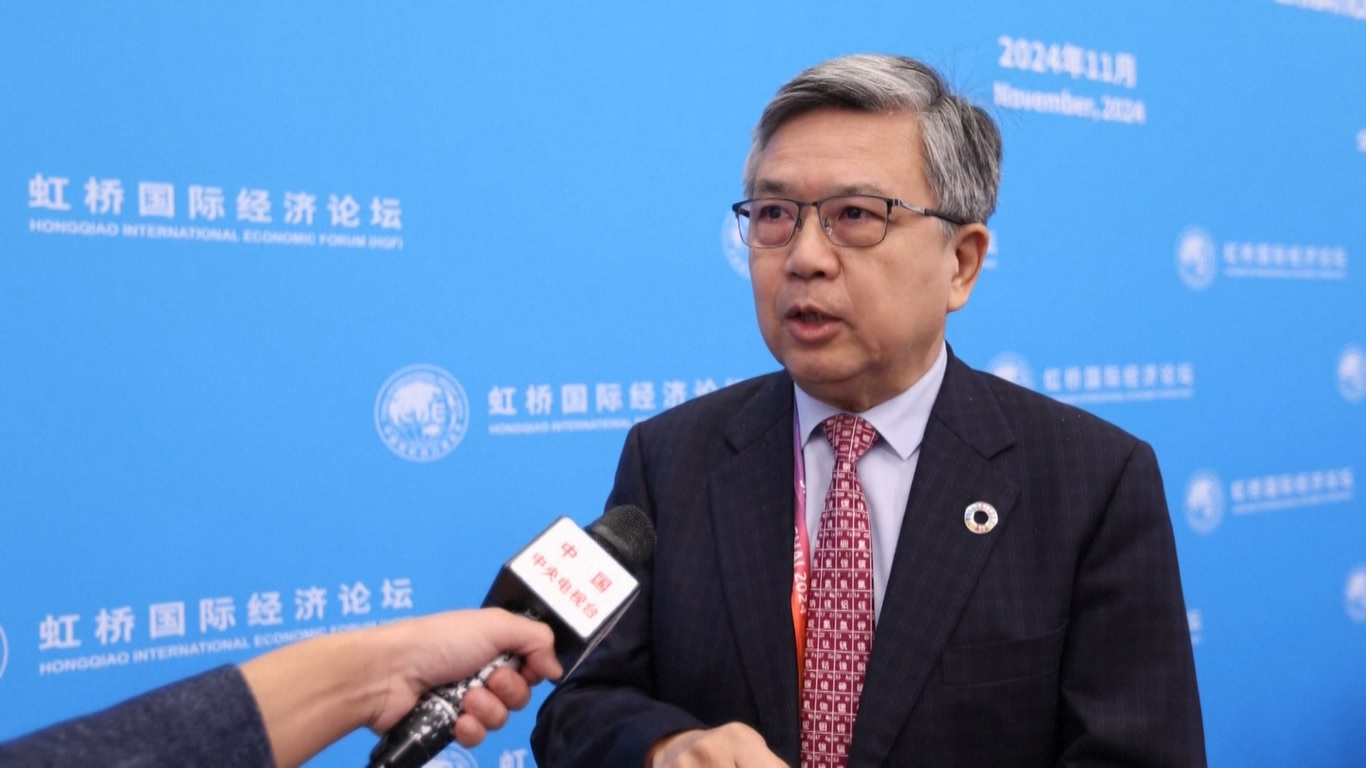 Di sub-forum tentang AI yang memberdayakan industrialisasi baru