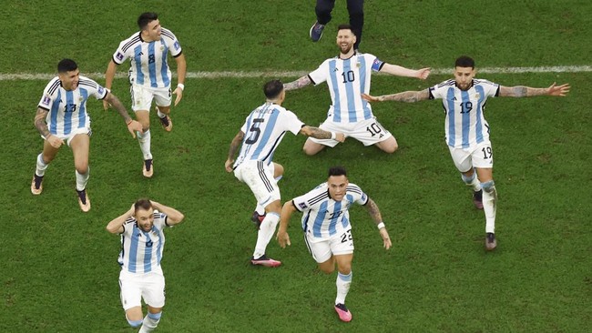 Uji Coba Timnas Indonesia versus Argentina yang rencananya akan berlangsung pada 19 Juni memberi dampak untung dan rugi kepada sepak bola Indonesia