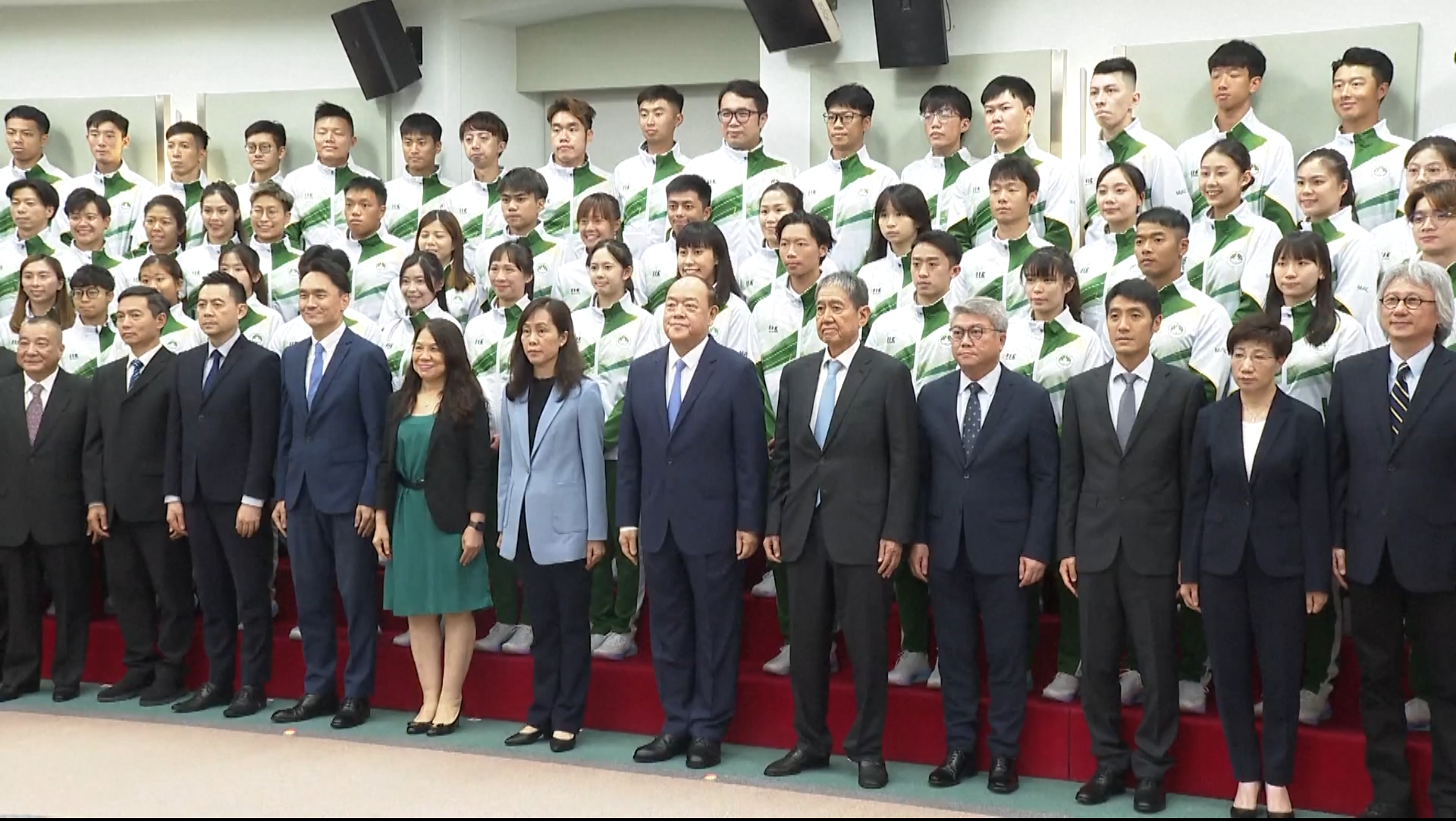 Dengan total anggota 273 orang