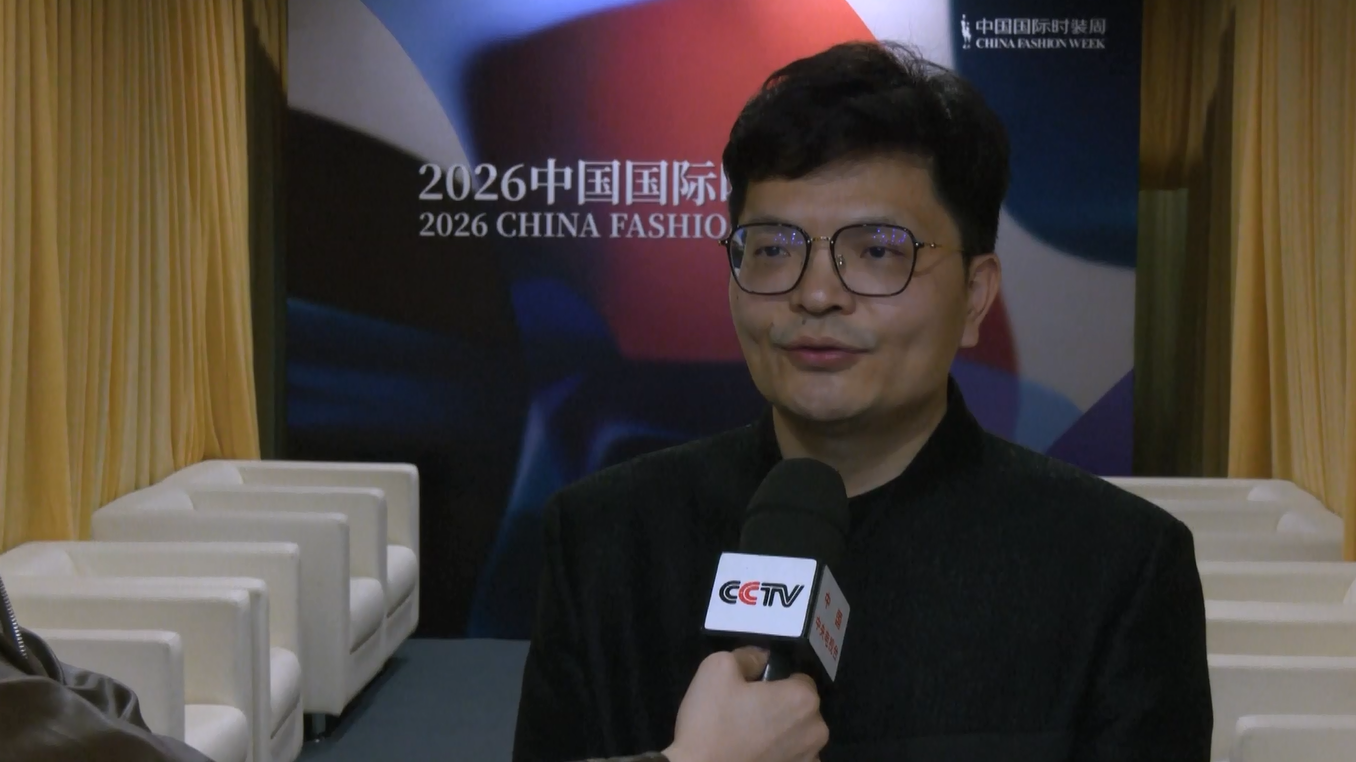 Teknologi Digital dan Cerdas Jadi Sorotan Utama di Pekan Mode Tiongkok di Beijing